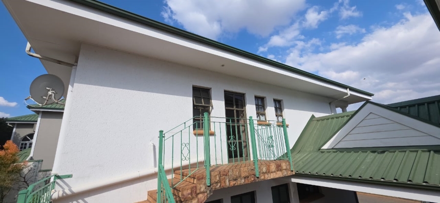4 Bedroom Property for Sale in Caribbean Beach Club North West